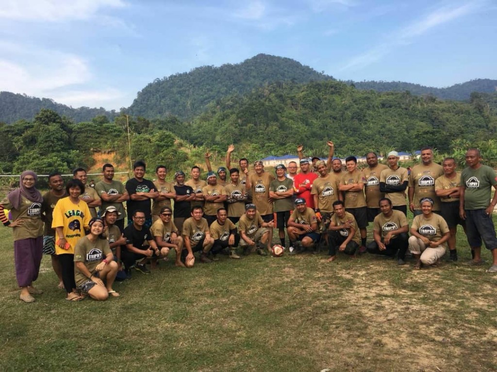 Rainforest Trophy 6_The off-roaders stopped by at Pos Gob, the farthest Orang Asli village in Kelantan