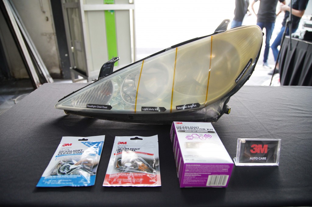 A demo of the foggy headlights and the range of headlight restoration kits available on the 3M Malaysia Automotive store on Lazada