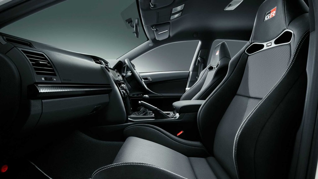 2019-toyota-mark-x-grmn-4