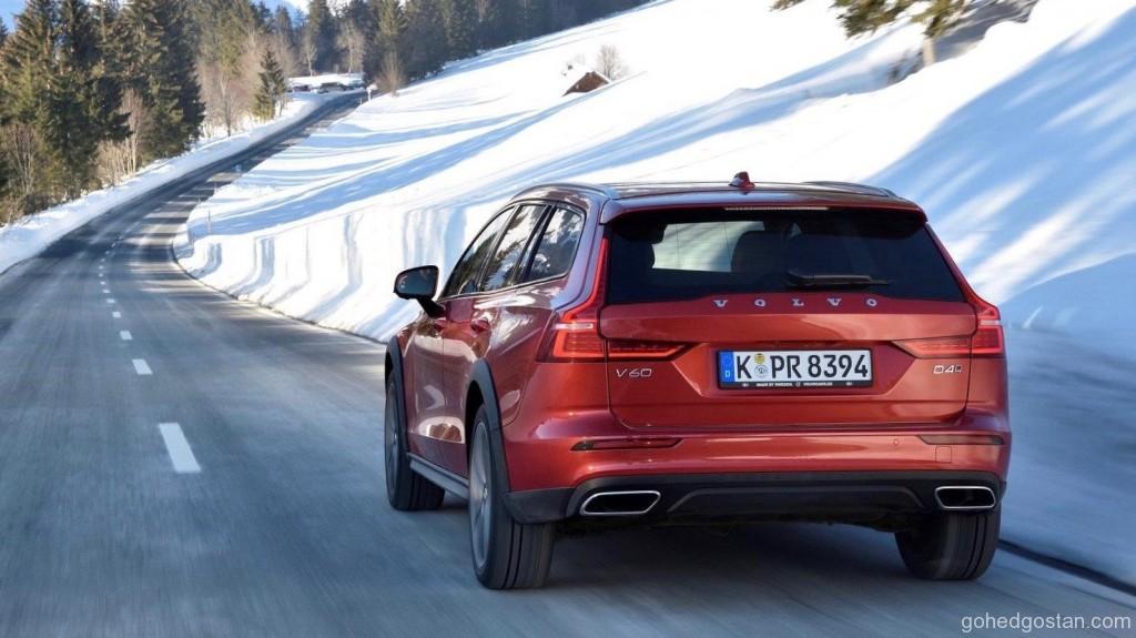 Volvo-V60_Cross_2