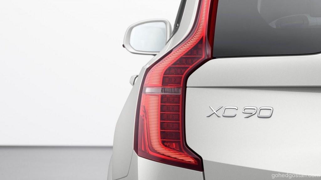 Volvo-XC90_2020_12