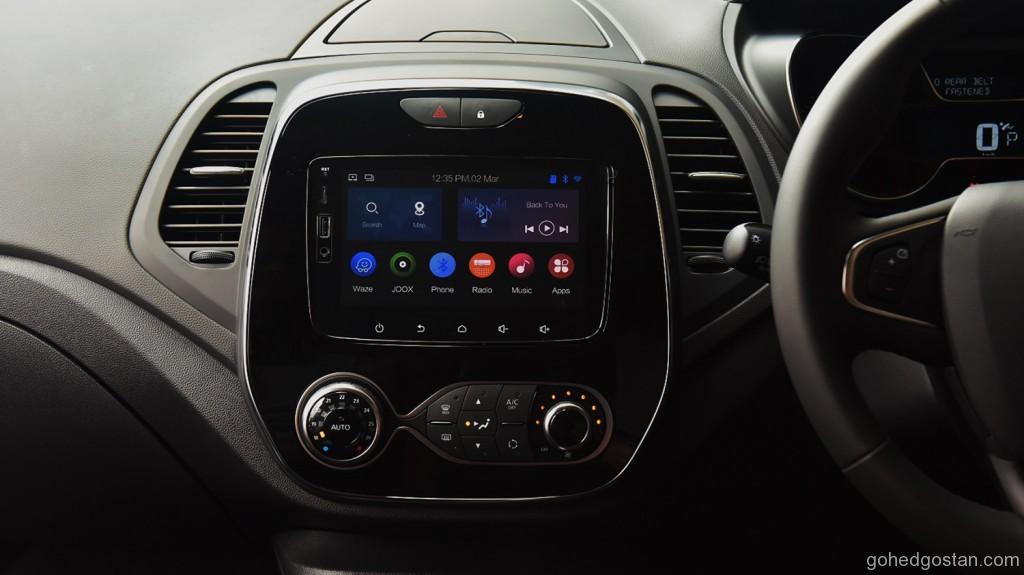 7-inch Infotainment with Connectivity