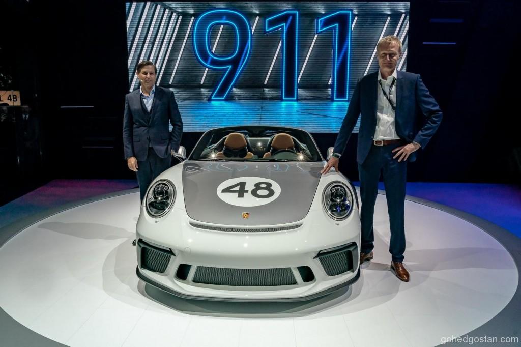 Porsche-911-5