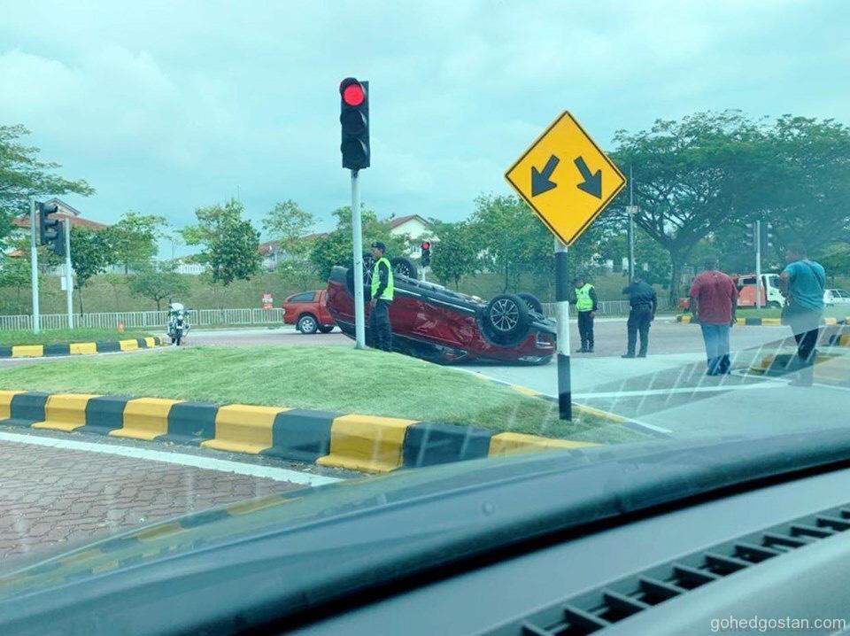 Proton-X70-overturned-2