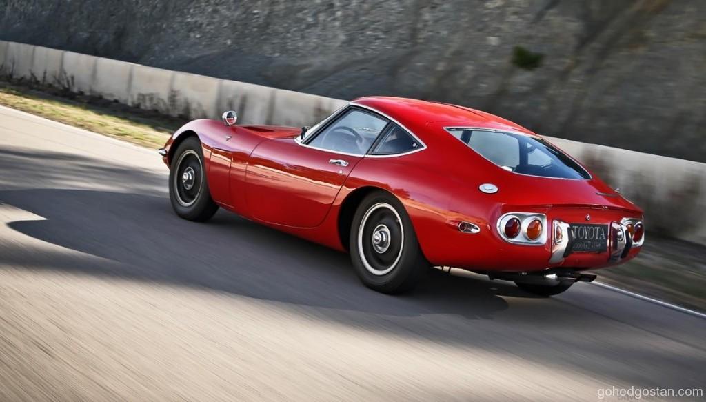 Toyota-2000-GT-3