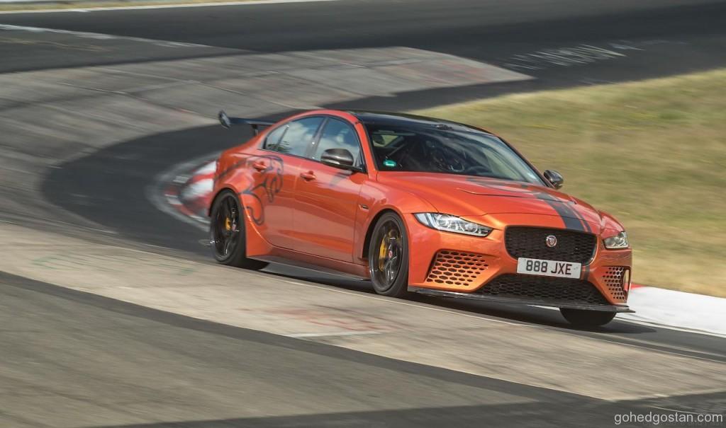 Jaguar XE SV Project 8 4