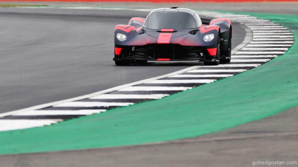aston-martin-valkyrie-at-silverstone-circuit (3)