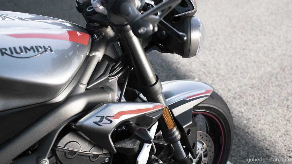 2020-triumph-street-triple-rs (11)