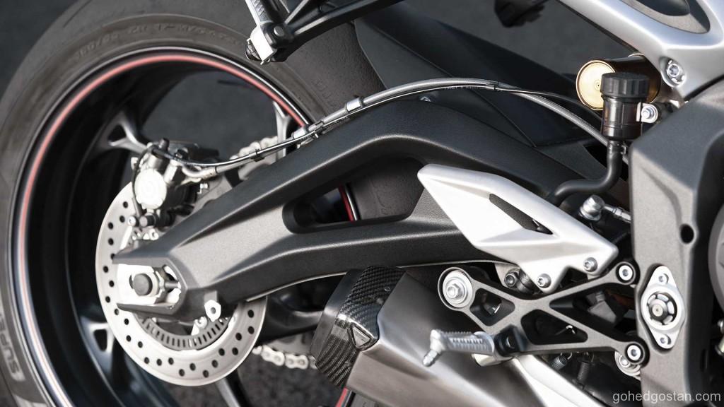 2020-triumph-street-triple-rs (13)