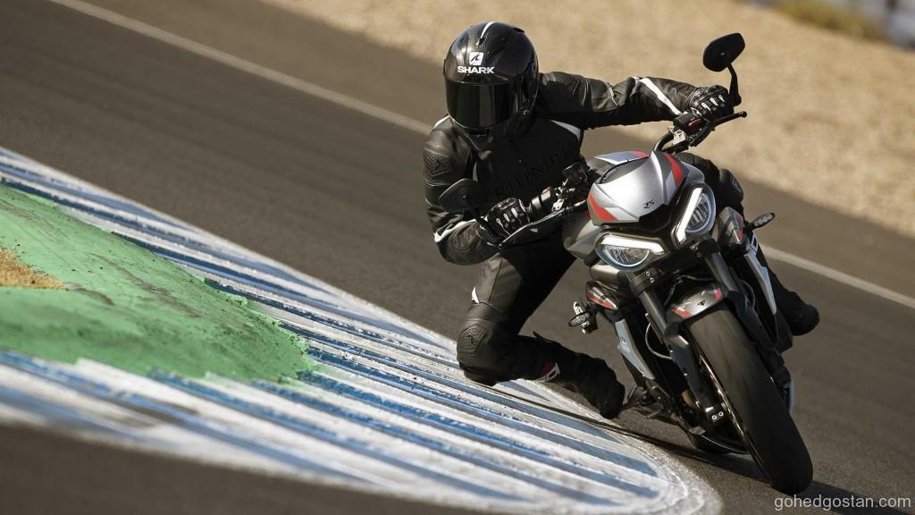 2020-triumph-street-triple-rs (3)