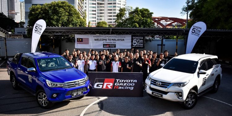 Toyota 5 Continents Drive 1