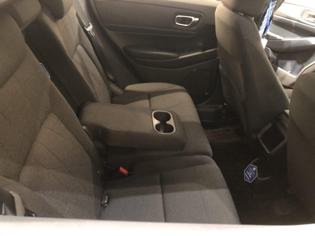 Honda-HR-V-Vezel-back-seat-7.1