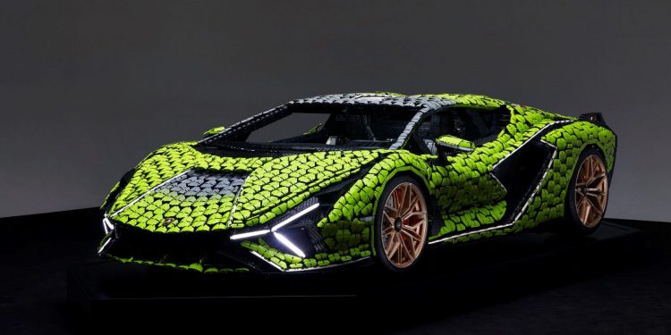 Lamborghini-Sian-FKP-7-Lego-Technics-Replica-front left 1.0