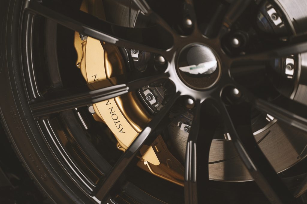 Aston Martin Vantage Roadster A3