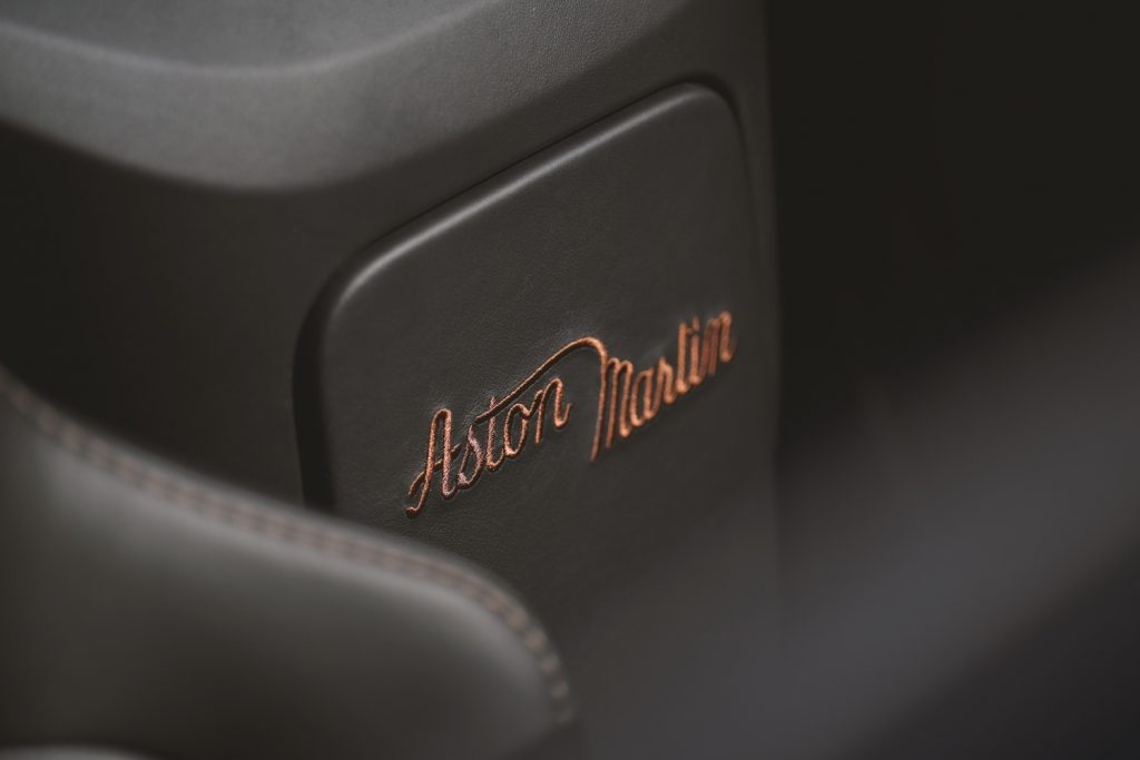 Aston Martin Vantage Roadster A3