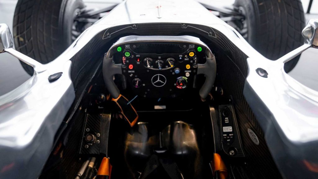 McLaren MP4-25A Lewis Hamilton