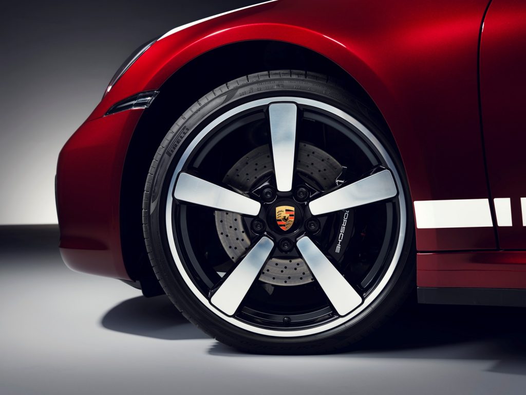 Porsche 911 Targa 4S Heritage Design Edition