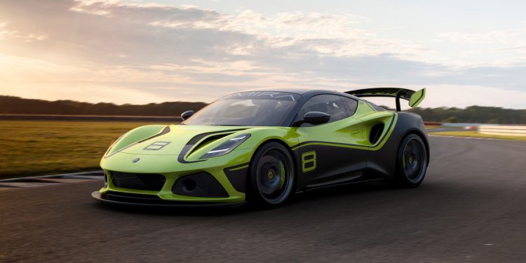 Lotus Emira GT4