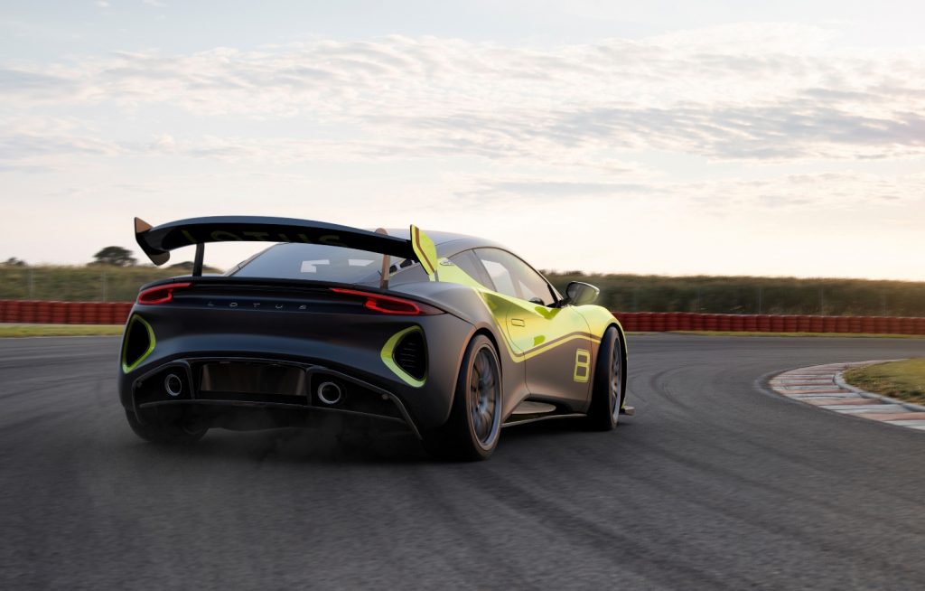 Lotus Emira GT4
