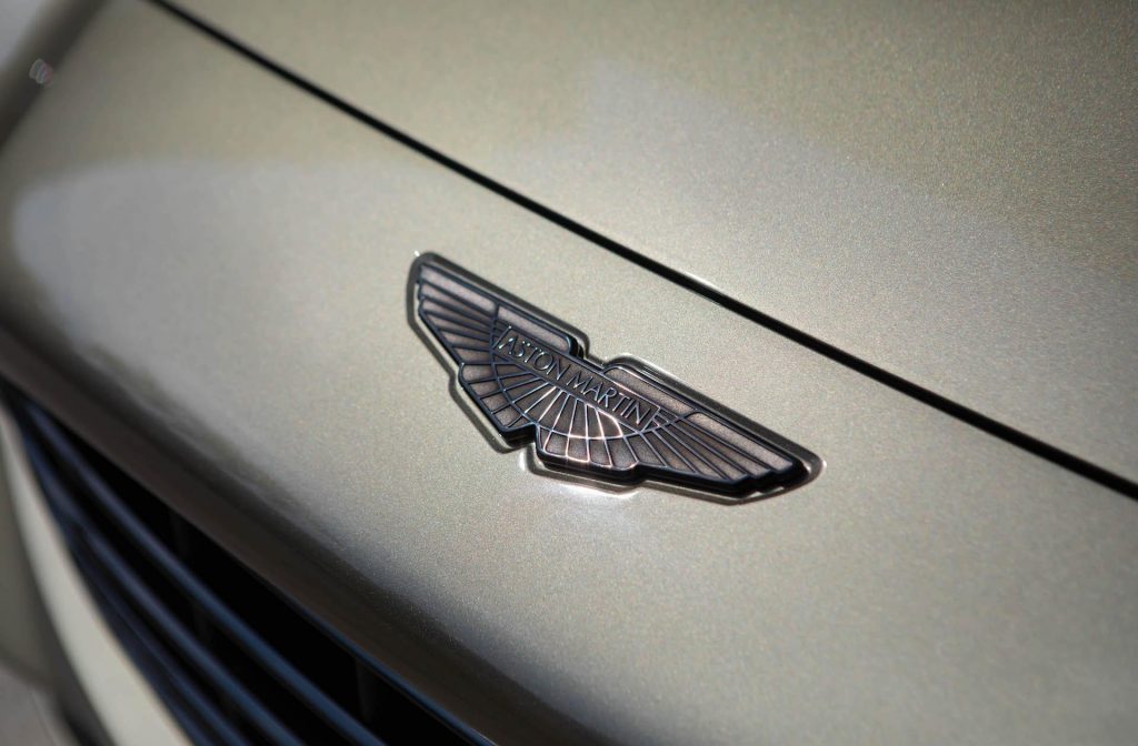 Aston Martin DBX Arden Green 10