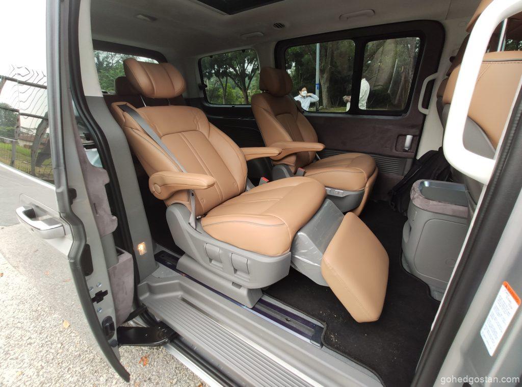 Hyundai Staria Premium