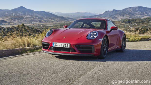 2022-Porsche-911-GTS-992-1.0
