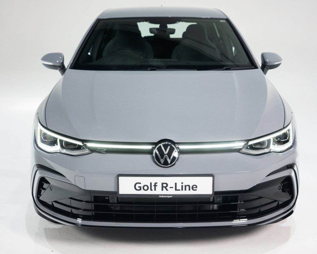 Volkswagen Golf R-Line Mk8