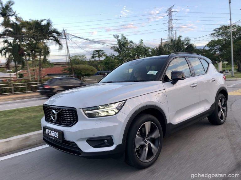 Volvo-XC40-Recharge_silver-test-drive_3.0