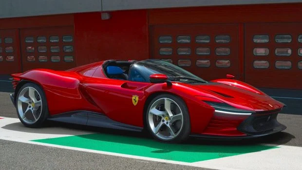Ferrari-Daytona-SP3-1.0