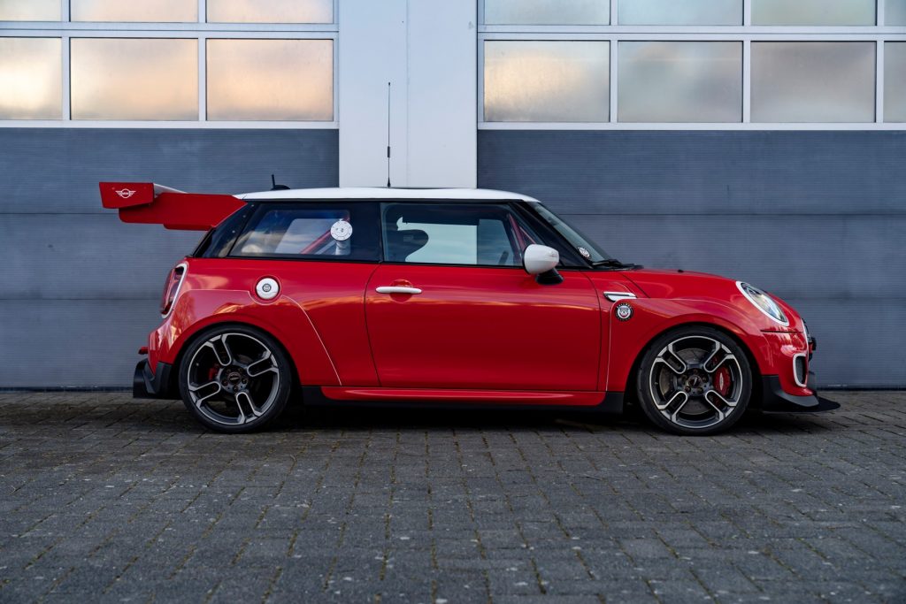 MINI John Cooper Works Bulldog Racing