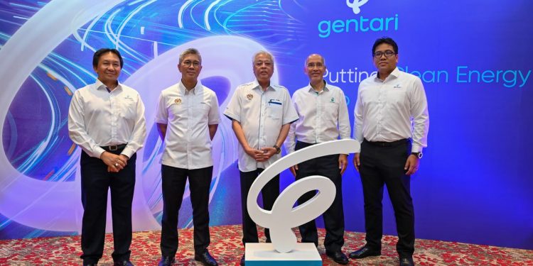 Official Picture of Gentari Launch 2