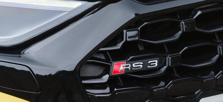 Audi-RS3_sedan-badge-2.1