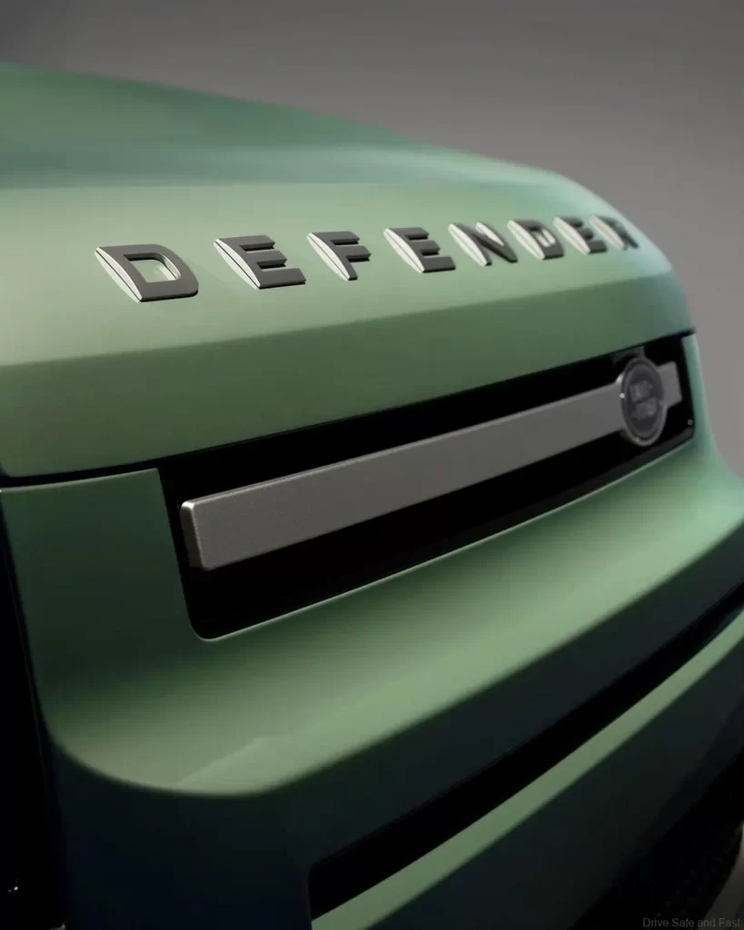 Defender-75th-Anni-Edition-4.0