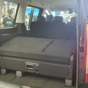 Staria-10-Seater-3.3