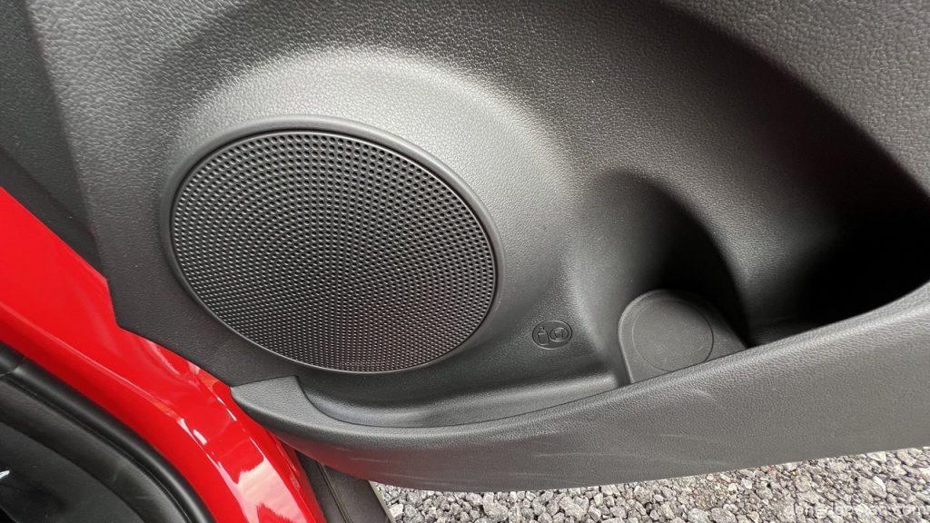 Hyundai-Kona-e-Max-IMG_1587-Large