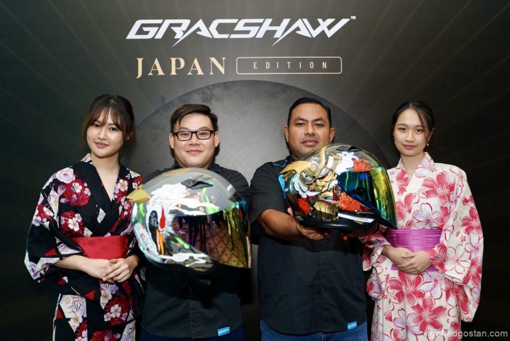 Gracshaw-Msia-s-Ooi-Chik-Thean-and-Farizan-Md-Akir-showing-two-of-the-six-stunning-Japan-insipired-helmets