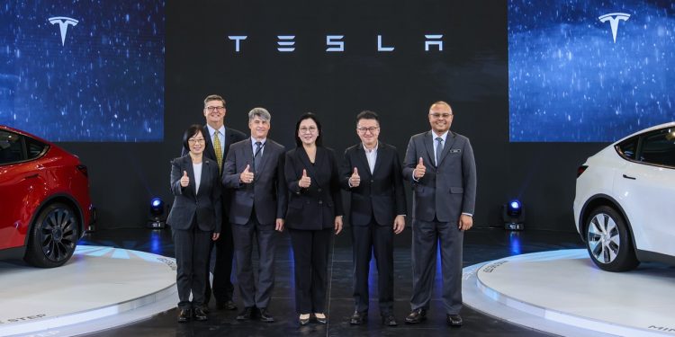 Tesla-Malaysia-Launch-Pavillion-A-Large