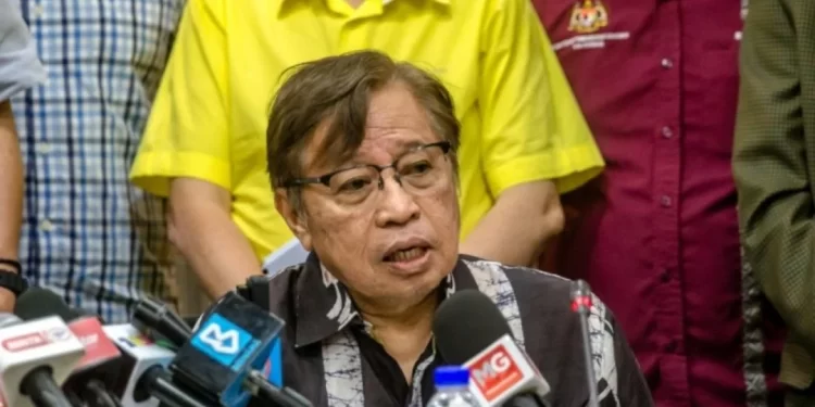 Sarawak Premier Tan Sri Abang Johari Openg 1.0