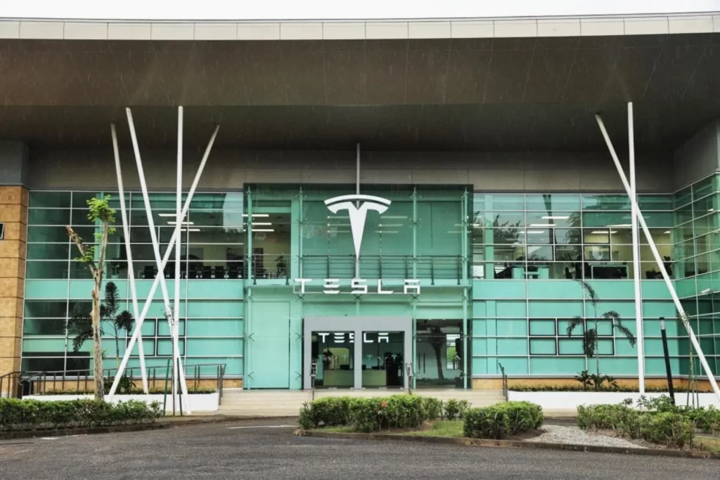 First-Tesla-Centre-in-Malaysia-4.0
